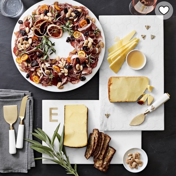 NWT Williams Sonoma Marble & Brass Monogram “H”Board - Picture 4 of 10